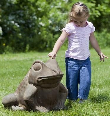 Photo of Campania Giant Garden Frog - Marquis Gardens