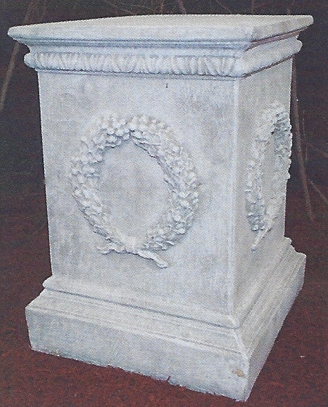 Photo of Pedestal - Garland - Marquis Gardens